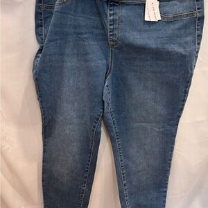 NWT Lane Bryant High Rise Signature Fit Jegging (18)